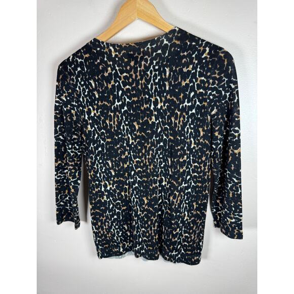 Talbots Women’s Sweater 100% Merino Wool Small Leopard Lightweight preppy - Picture 5 of 7